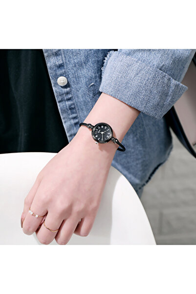 Choice ساعة YIKAZE نسائية صغيرة من روما باللون الأسود والأسود بسوار ذهبي من ا...