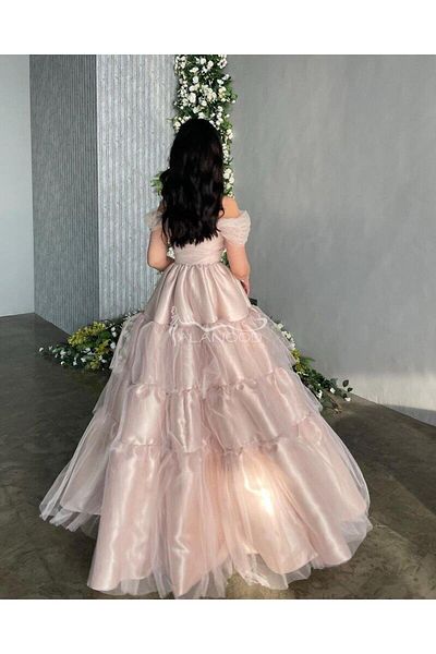 ALANOOD FASHION Disney Princess Beige Queen Dress in an elegant and stunning design