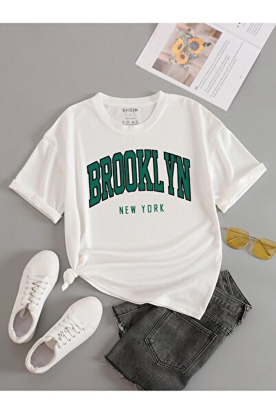 PERISENSE تي شيرت بروكلين نيويورك - أبيض مطبوع كبير الحجم برقبة دائرية وأكمام...
