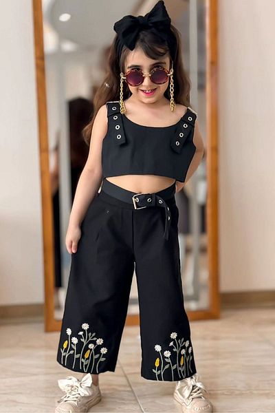 Minigimin Cicileri My Little Girl's Daisy Embroidered Girl's Suit with Eyelet Detail - Black