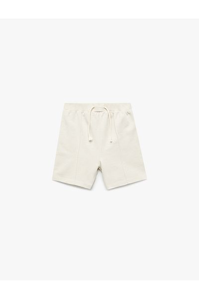 Koton Cotton Pocket Detailed Waist Lace-Up Shorts