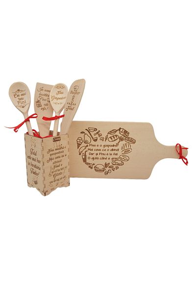 Rica Dreamart Kitchen gift set for fini - Chopping board and stand with personalized spoons and spatulas