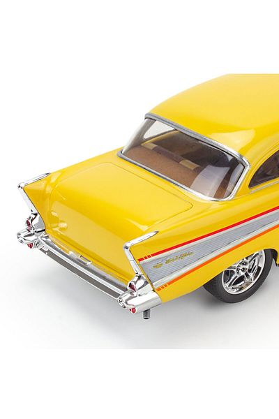 REVELL Model Kit Car 57 Chevy Bel Air Two Door Sedan 14551