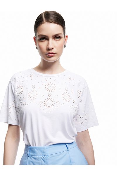 Koton Cotton Short Sleeve Crew Neck Scalloped Embroidered T-Shirt