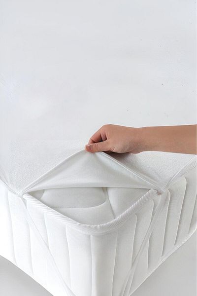 Myevilla My Evilla Liquid Proof 4 Corner Elastic Mattress Single White Color Mattress Protector