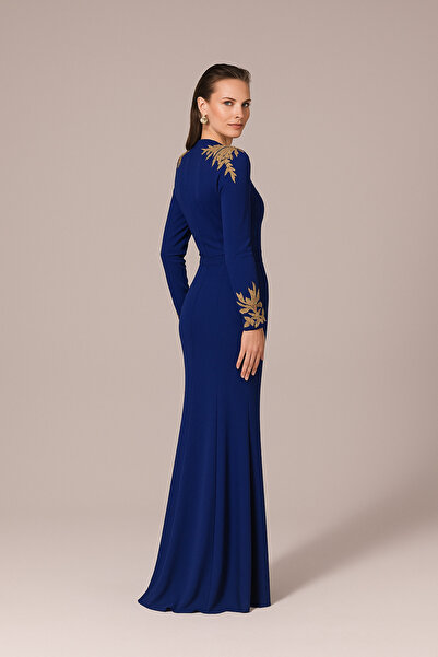 Kenzel Sleeveless and Shoulder Ready Accessorised Evening Dress
