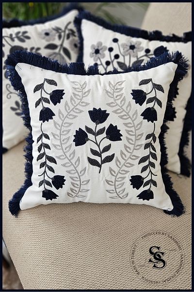 SasoHome Beauty Flowers Punch Embroidery Patterned Linen Throw Pillow Cover