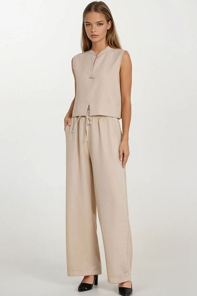VAGGON Women's Beige Judge Collar Accessory Closure Blouse and Lace up Palazzo Pants Suit Vs00177