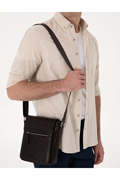 Pierre Cardin حقيبة كتف رجالية باللون البني 50308035-VR029