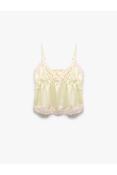 Koton Dantel Detaylı V Yaka İnce Askılı Saten Pijama Üst