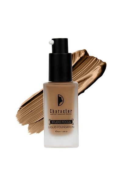 Character Studio Focus Liquid Foundation
