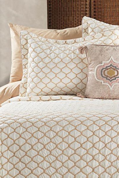 Bonny Home Melody Cream-Capucinp Silk Woven Soft and Luxurious Feel Double Bedspread