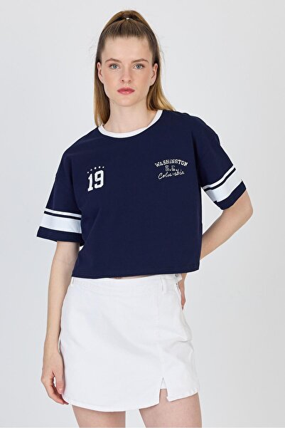 Rays Tricou crop cu imprimeu cu text bleumarin 6584