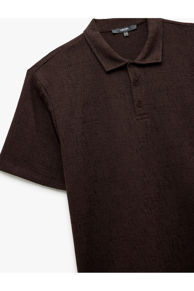 Koton Baumwoll-T-Shirt mit normaler Passform, kurzen Ärmeln und strukturiertem Polokragen