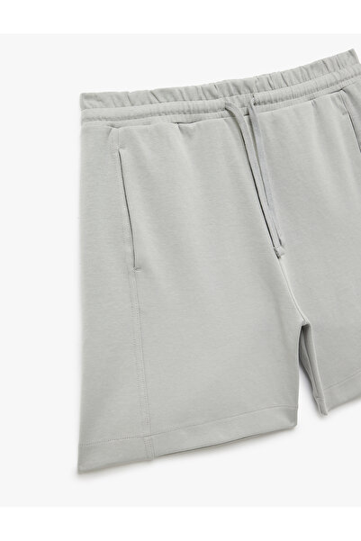 Koton Dikiş Detaylı Cepli Pamuklu Beli Bağcıklı Kısa Şort