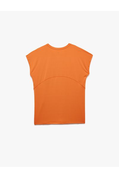 Koton Short Sleeve Crew Neck Sports T-Shirt with Stitching Detail
