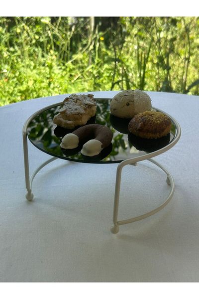 Edora Home Beige Small Size Presentation Stand Metal Gift Decoration Treat / Black Plexiglass / Stainless