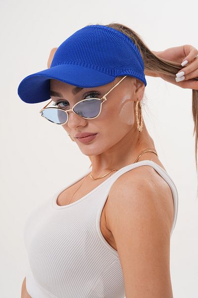 Ritagarcia Knitwear Visor Hat with Hair Stickers