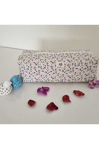 MB Cream Daisy Pattern XL Size for All Your Hair Styler - Travel Case