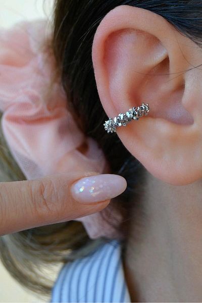 Sacce Scarves&Accessories Sparkling Earcuff Compression Cartilage Earring Without Hole
