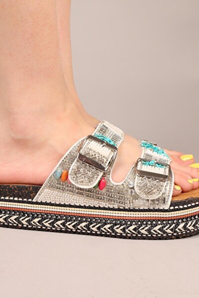 Birikon Παντόφλες CONCHA με χάντρες και πέτρινα αξεσουάρ ΛΕΥΚΟ