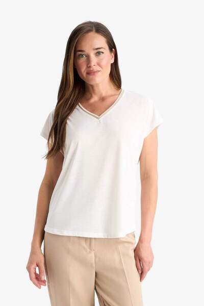DeFacto V-Neck Basic Plain Short Sleeve T-Shirt F4832Ax25Sm