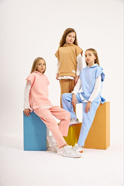 Marka Sensin Kids Girl's Design Scuba Fabric Short Sleeve Sweatshirt White Shirt Elastic Pants 3 Piece Set