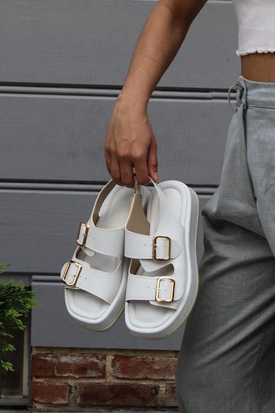 BeBeQ Store Minella White Double Buckle Detailed Women's Sandals