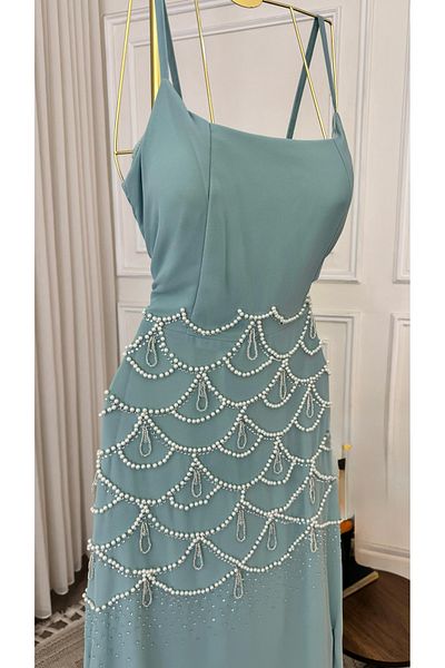 NR FASHION Chiffon dress with beads and long train