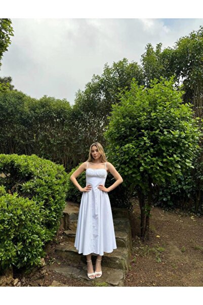 Bliss Dale فستان بتصميم خاص من قماش البولين