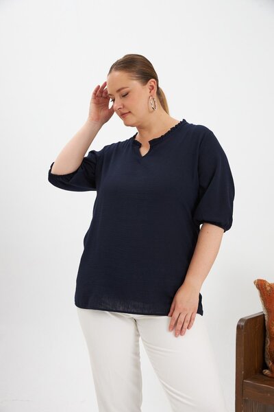 RMG Γυναικεία μπλούζα με κοντό μανίκι με λαιμόκοψη σε σχήμα V με βασιλικό μπλε χρώμα