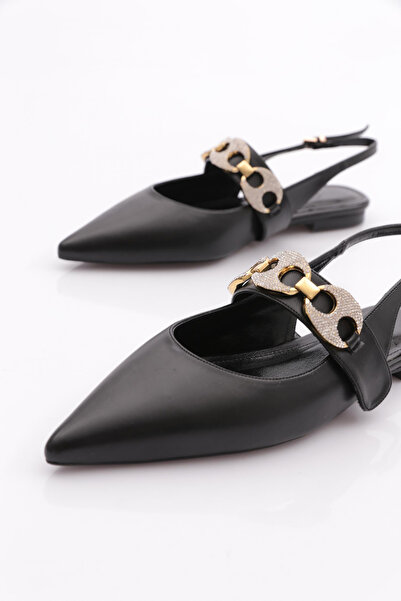 DGN 303 Women's Accessory Ballerinas