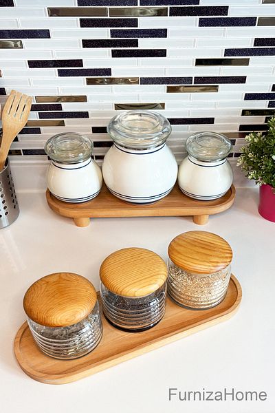 Furniza Home Set of 2 Wooden Organizer Presenter Serving Plates Standing Presenter Kitchen Bathroom Stand Oil Pot Coaster