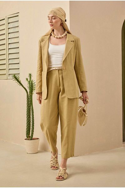 HEQA Double Pleated Linen Trousers Light Camel