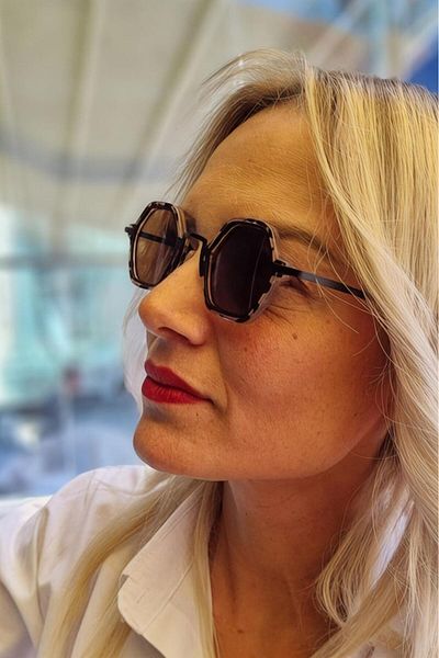 Mood Agenda Women's April Hexagon Punk Retro Model Sunglasses