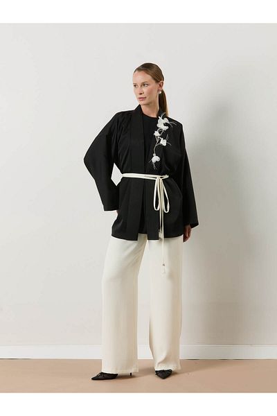 MELIDIA A70375 Aguaje Collar Flower Detailed Kimono Trousers Suit