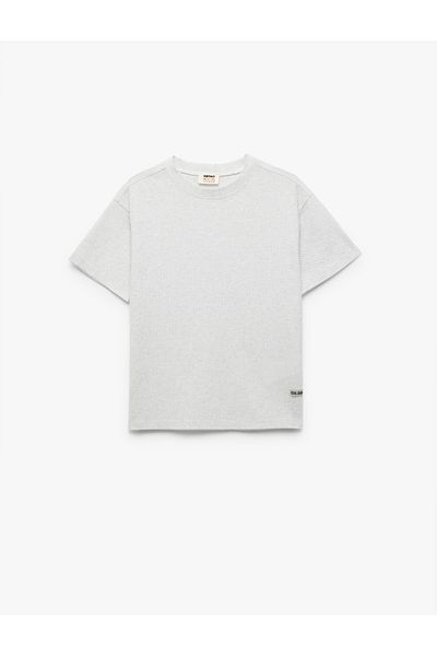 Koton Label Detailed Short Sleeve Crew Neck Textured T-Shirt