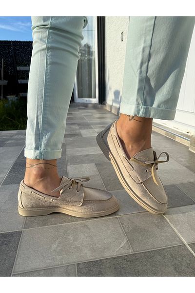BURCU COLLECTİON Sandra Beige Suede Women's Loafer with Lace Detail