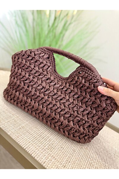 YELİZ HANDMADE Geantă clutch model Marka, tricotată manual, cu bază din piele...