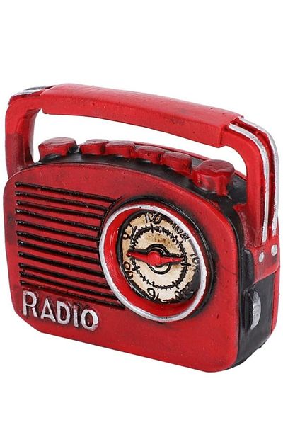 Generic Vintage Antique Radio Model – Retro Red Resin Craft Ornament for Home, Café & Window Decor Gift