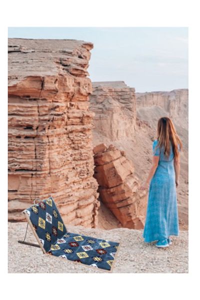 ROYAL ROSE Traditional Arabic folding floor chair with adjustable backrest