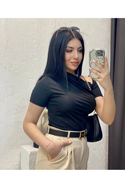Sitilce بلوزة بأكمام قصيرة ورقبة قارب