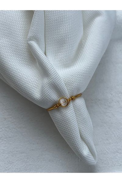 Pel Design Minimal White Cat Eye Adjustable Gold Wire Ring