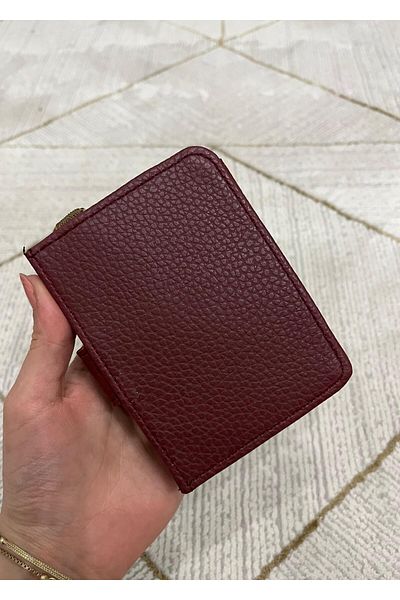 zauram Burgundy Minimal Wallet with Keychain and Card Holder Detail