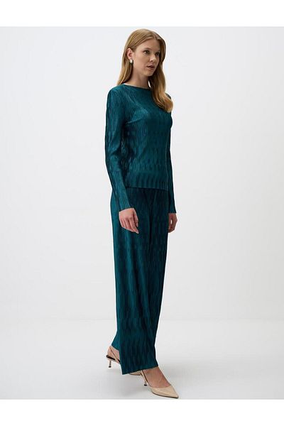 Jimmy Key Relaxed Fit Wide Leg Shimmer Knitted Pants