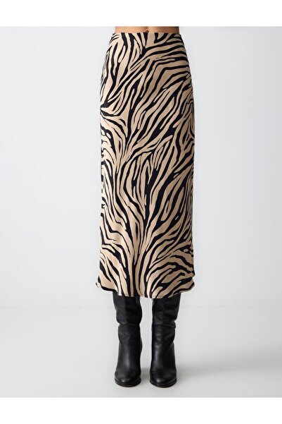 Jimmy Key Regular Waist Slim Fit Leopard Print Satin Skirt