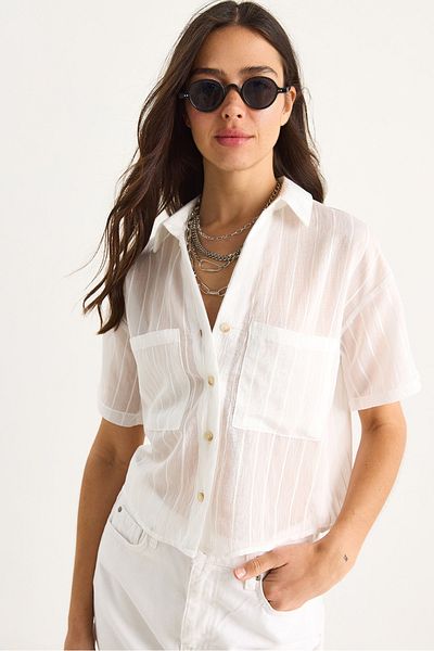 Bianco Lucci Women's Self Striped Double Pocket Detailed Viscose Crop Shirt 2110 60283409
