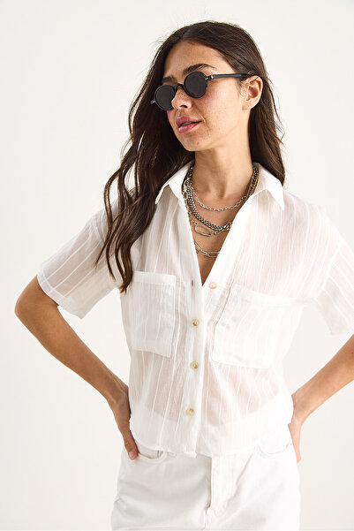 Bianco Lucci Cămașă crop din viscoză cu două buzunare cu dungi pentru femei 2110 60283409