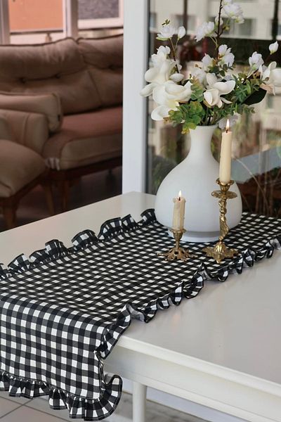 vintagetasarım Runner Checkered Ruffled Vintage Black Duck Linen 40X130