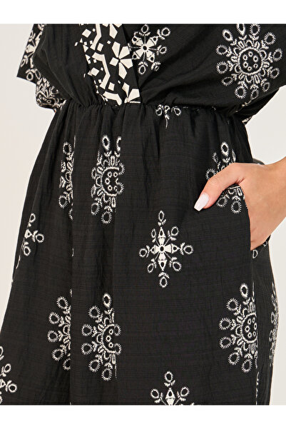 Styli Printed V Neck Short Sleeve Jumpsuit